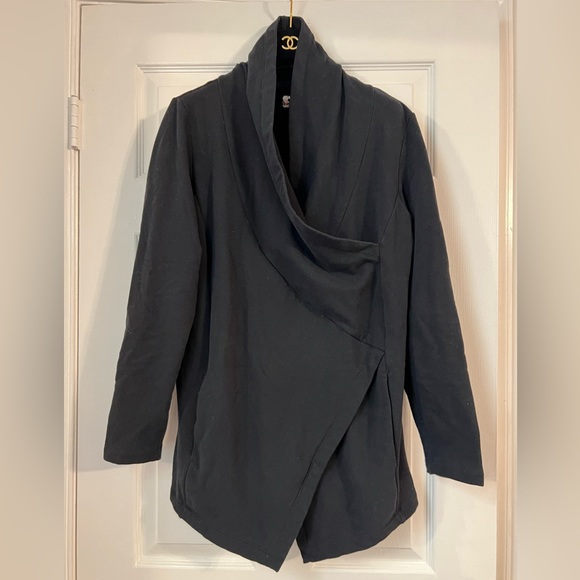 Black Lucy Athletic Wrap-Style Women's Pullover Sweatshirt w/ Pockets Size M - Picture 1 of 9